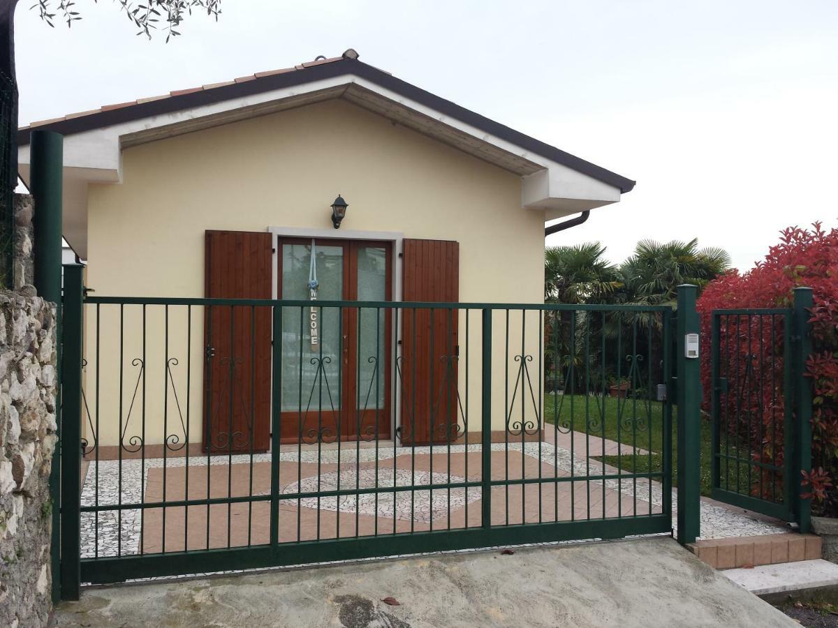 Appartamento Con Giardino A Cisano Di Bardolino Exteriör bild
