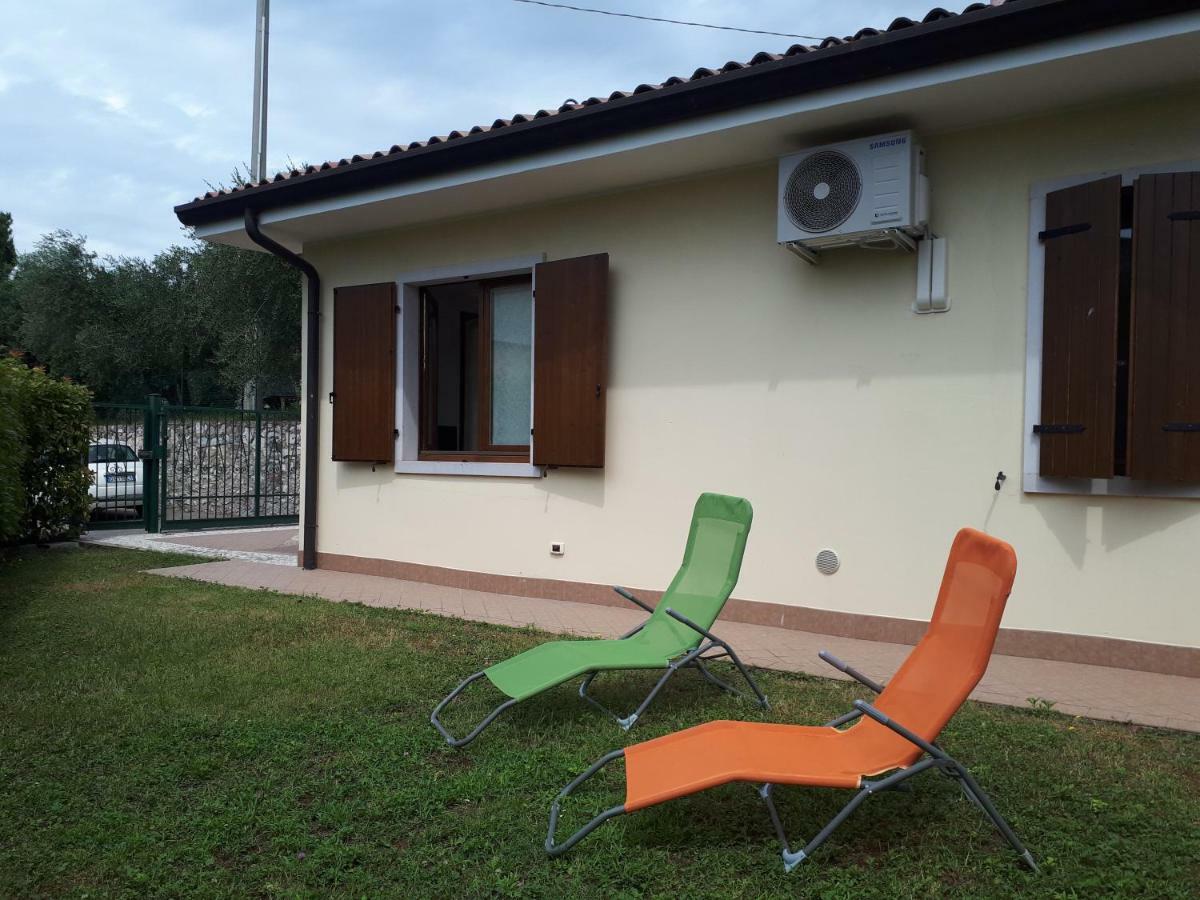 Appartamento Con Giardino A Cisano Di Bardolino Exteriör bild