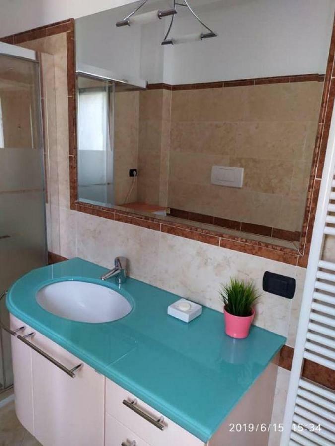 Appartamento Con Giardino A Cisano Di Bardolino Exteriör bild